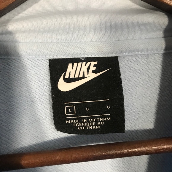 Nike Light Blue Cropped Sweatshirt - Picture 4 of 5